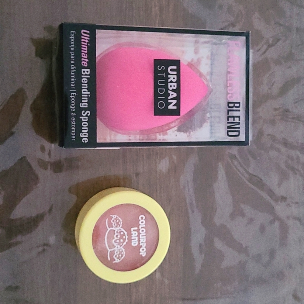 Makeup kit